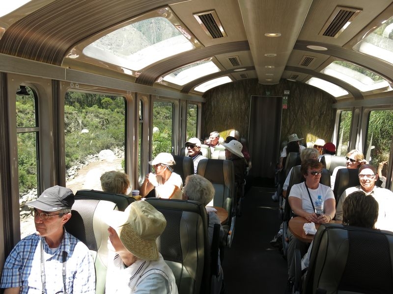 Der Zug nach Machu Picchu - und innen